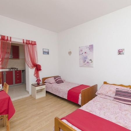 Apartments Ivana Nin Zewnętrze zdjęcie